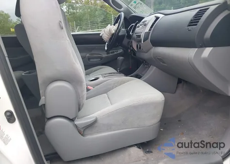 2011 Toyota Tacoma Prerunner V6 z USA, uszkodzony, nr VIN 5TFJU4GN0BX010054